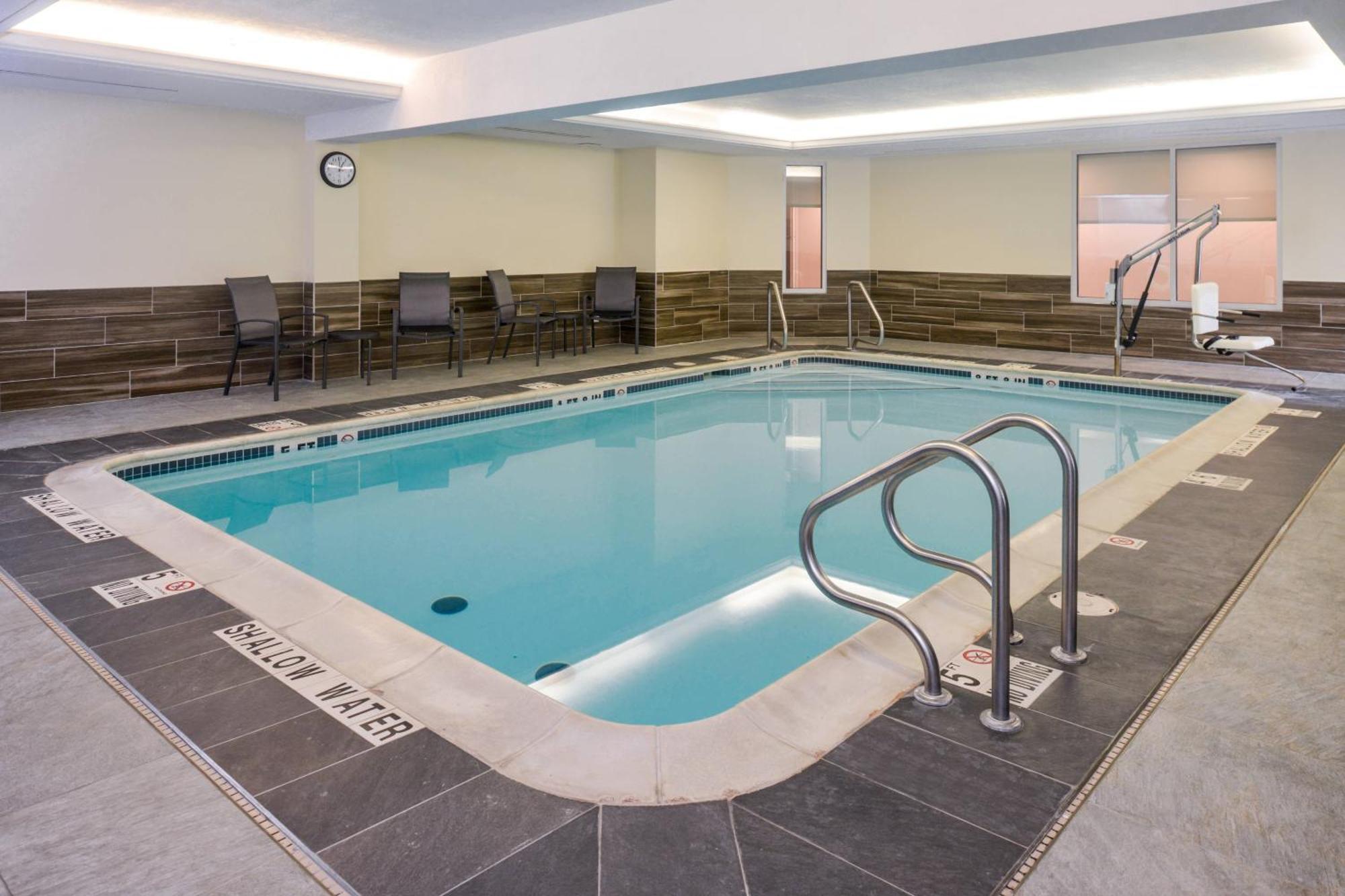 Fairfield Inn & Suites By Marriott Pittsburgh New Stanton Luaran gambar