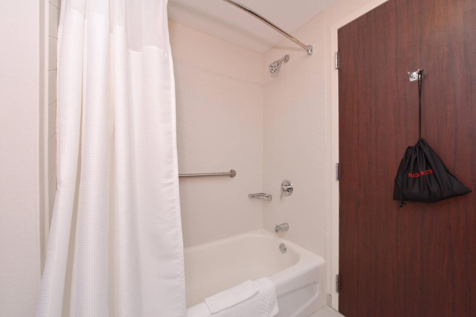 Fairfield Inn & Suites By Marriott Pittsburgh New Stanton Luaran gambar
